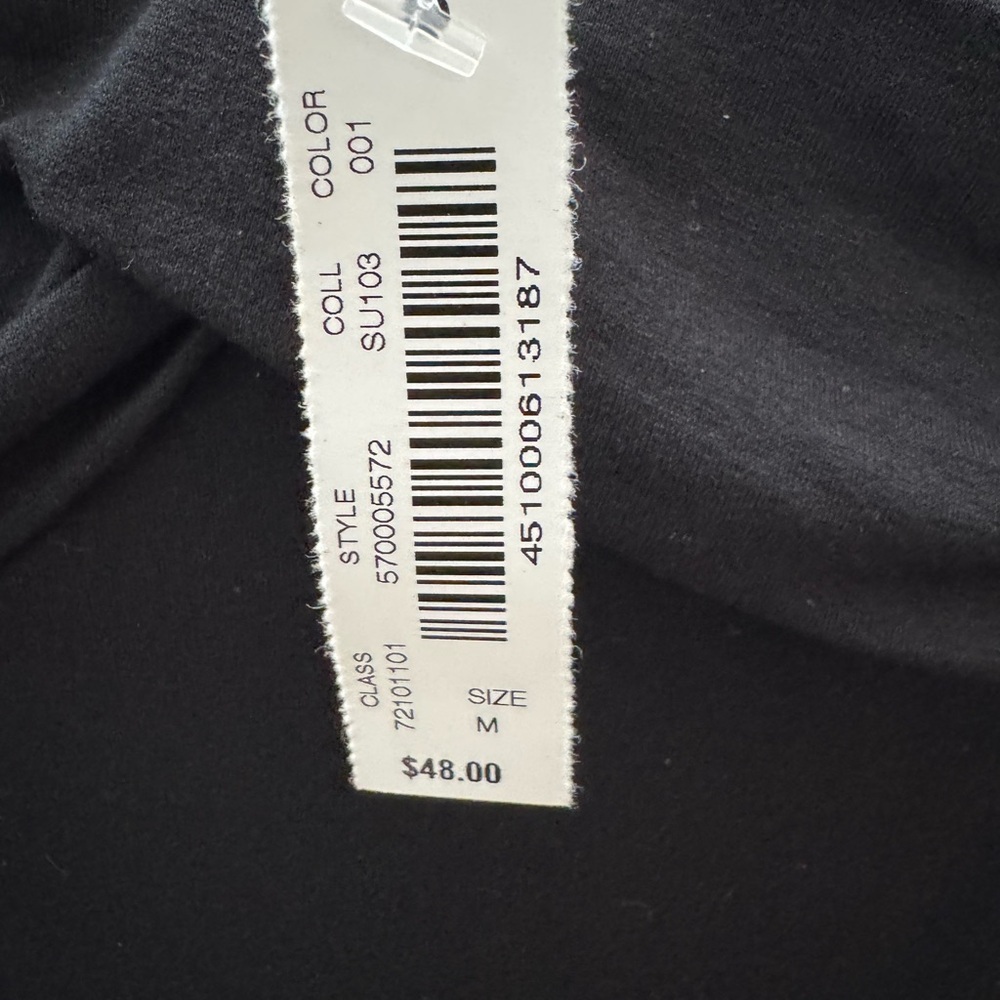 White House black market top. Medium brand new - Picture 2 of 3